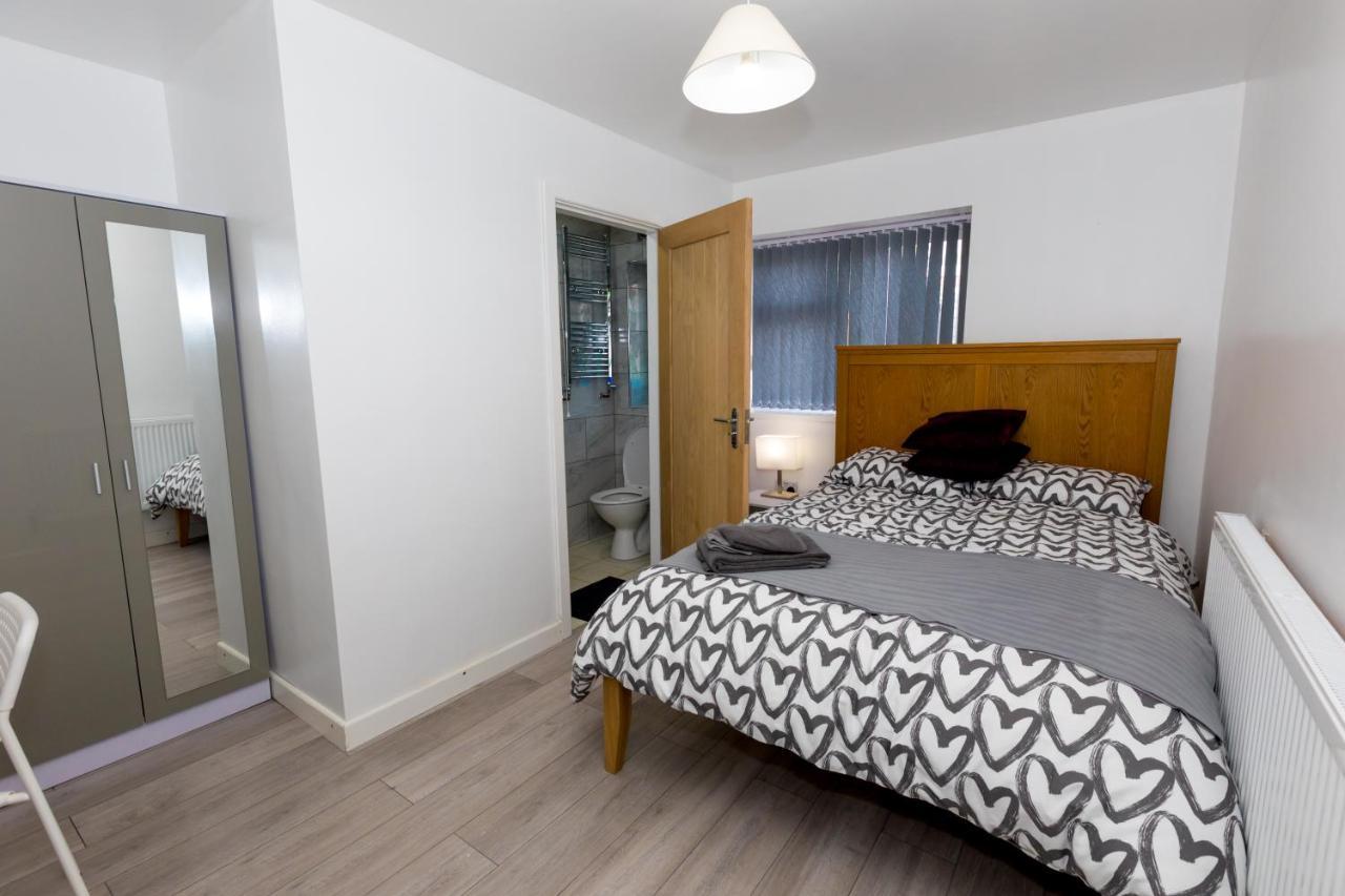 Comfortable Stays - Shirley, Solihull Ngoại thất bức ảnh